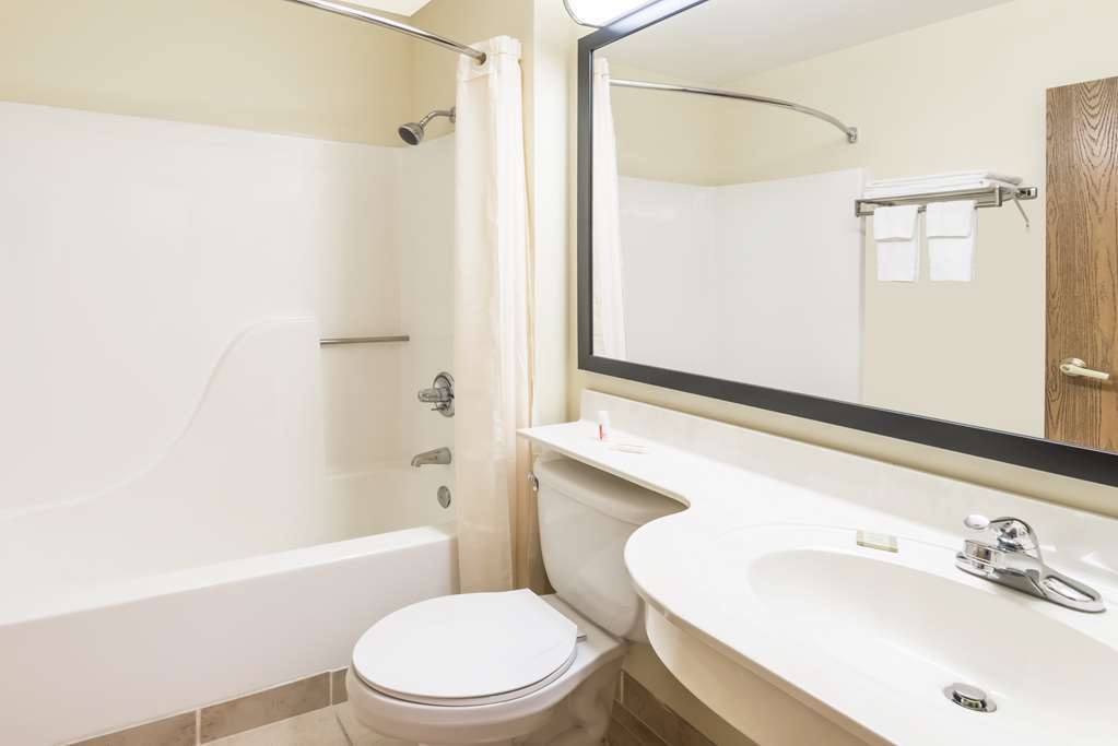 Super 8 By Wyndham Columbus West Hotell Rom bilde